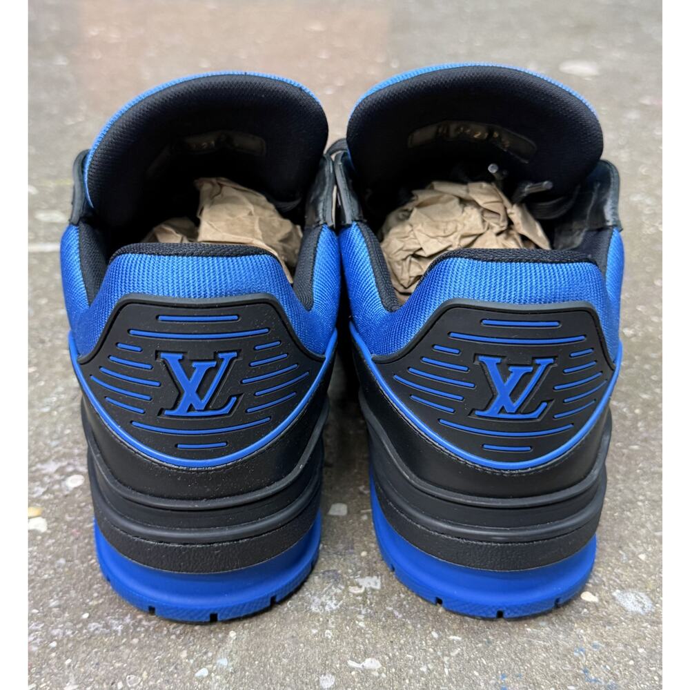 Louis Vuitton Trainer Blue/Black Monogram Sneakers - Picture 3 of 11